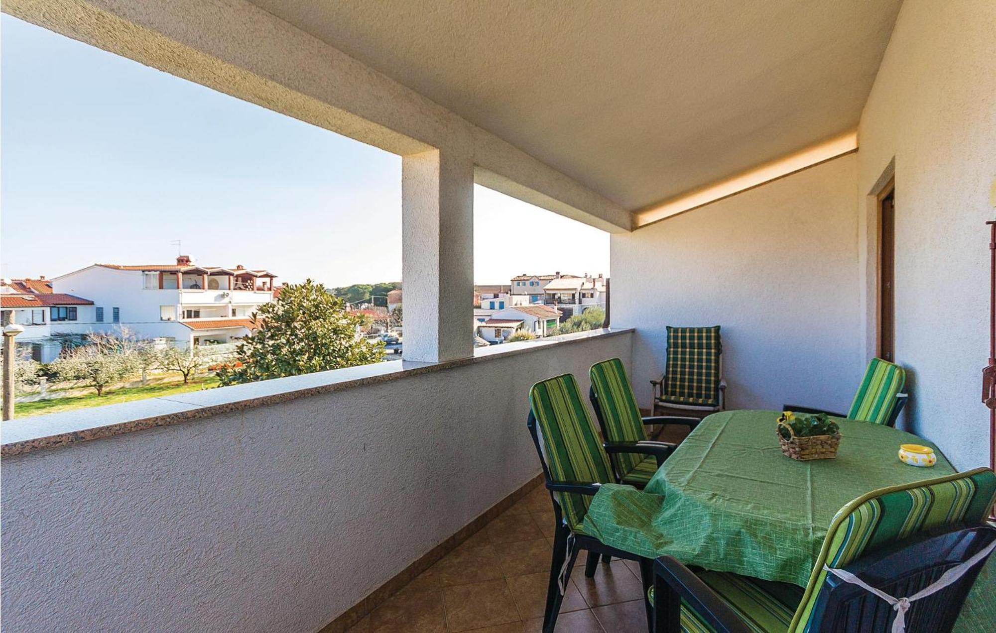 Beautiful Apartment In Pula With Kitchen Dış mekan fotoğraf