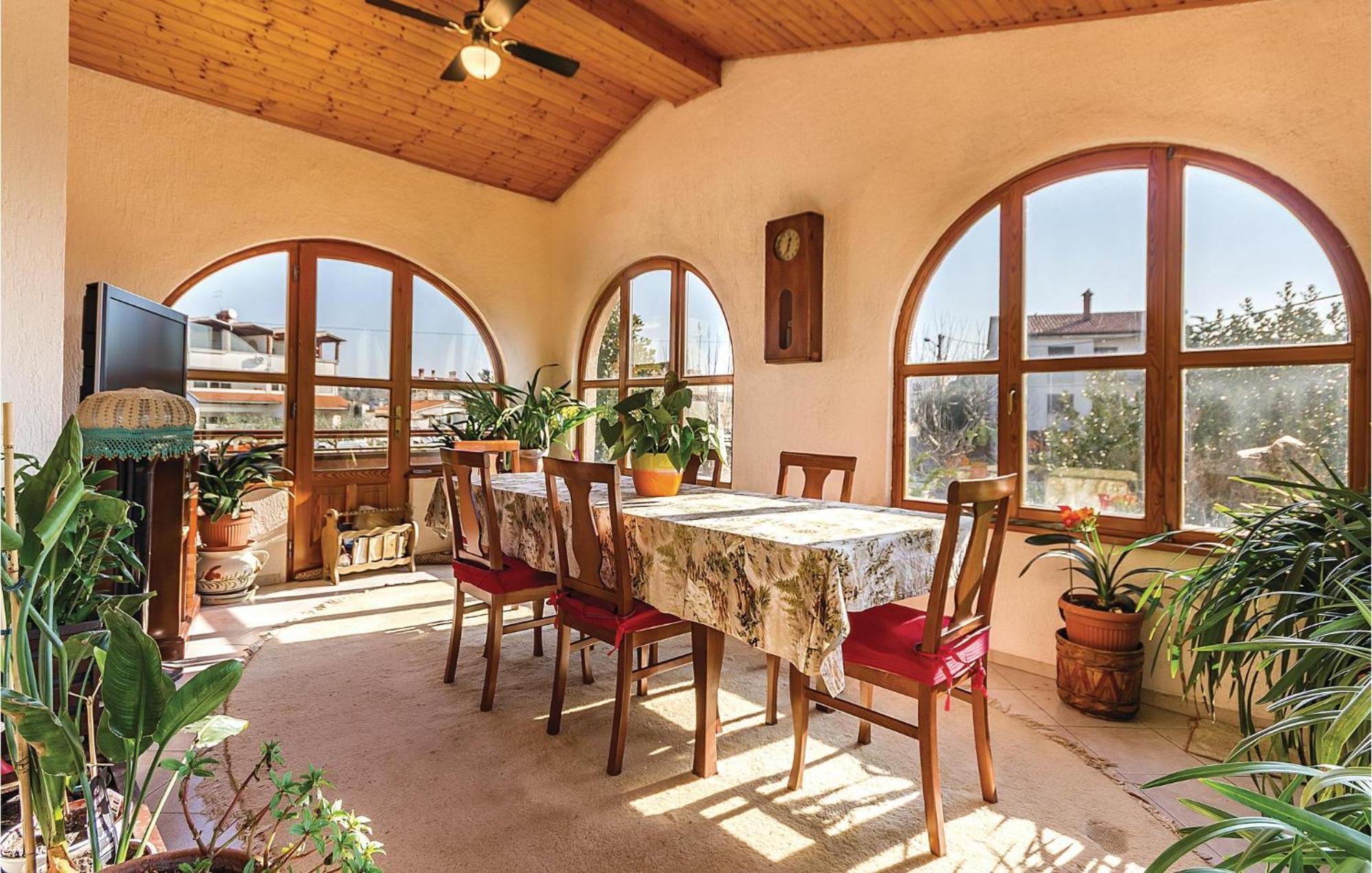 Beautiful Apartment In Pula With Kitchen Dış mekan fotoğraf